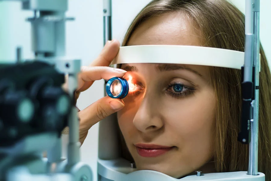 Exame para diagnóstico da trombose ocular